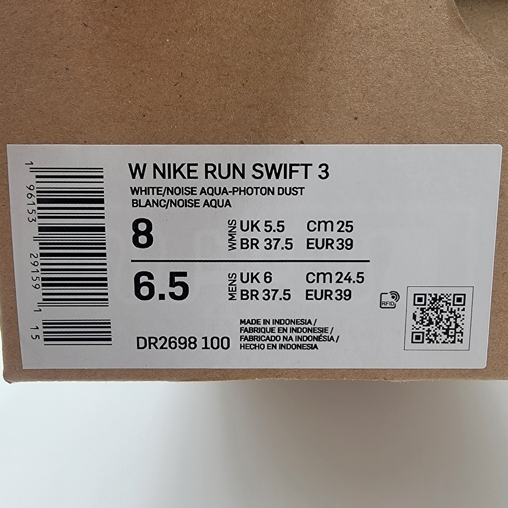 Nike White and Pink Women's Sneakers - Picture 7 of 8